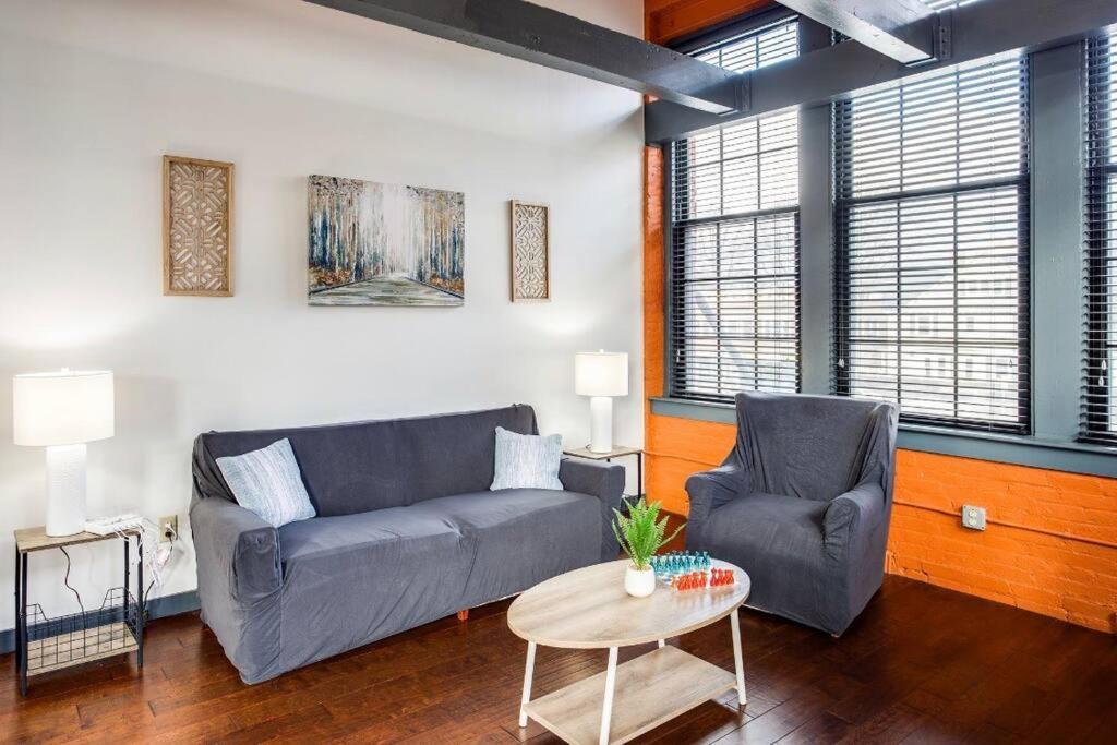 Centric Modern Loft W/ King Beds & Smart Gametable Villa Rochester Luaran gambar