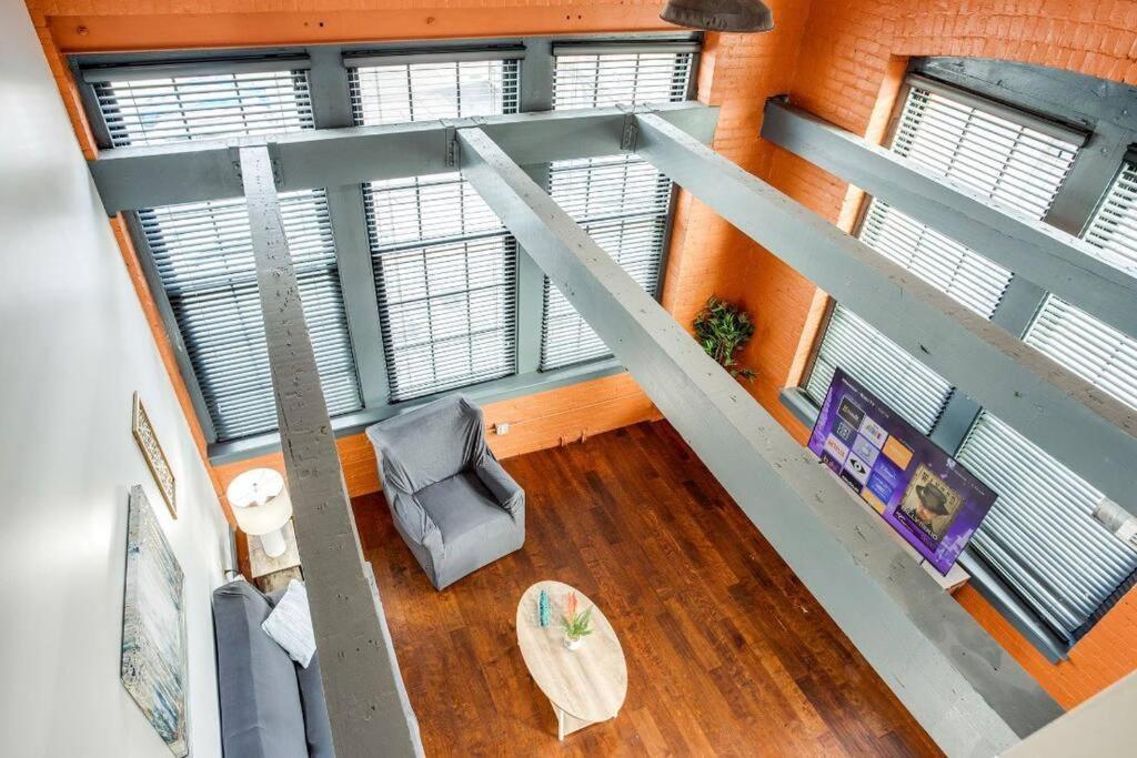 Centric Modern Loft W/ King Beds & Smart Gametable Villa Rochester Luaran gambar