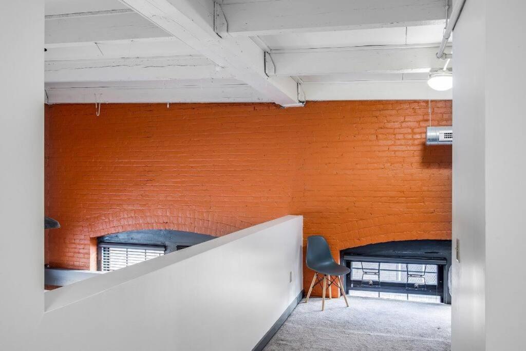 Centric Modern Loft W/ King Beds & Smart Gametable Villa Rochester Luaran gambar
